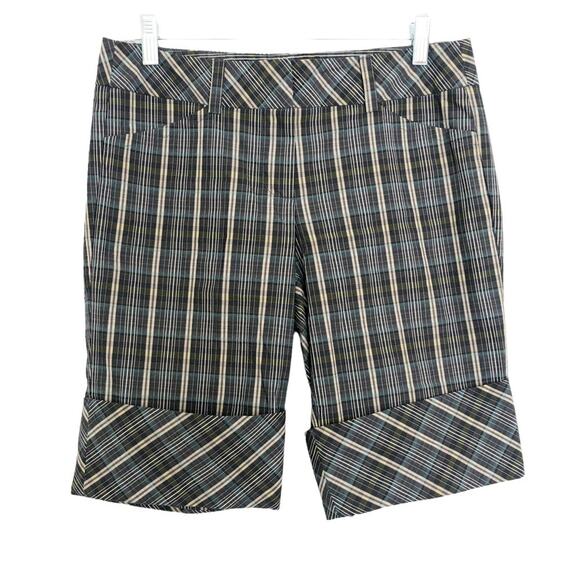 TRINA TURK Plaid Cuffed Lightweight Bermuda Shorts Gray Tan Size 2 - Picture 1 of 8